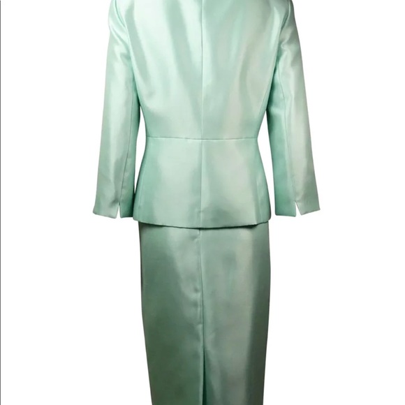 Brand new 2 piece suit with jacket & skirt mint - Picture 2 of 4